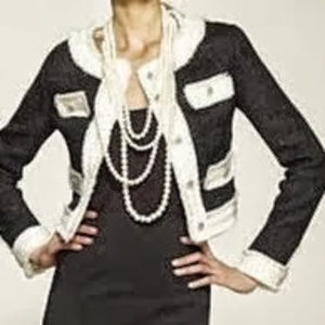 Meet your Posher, Chanel joan alvarez